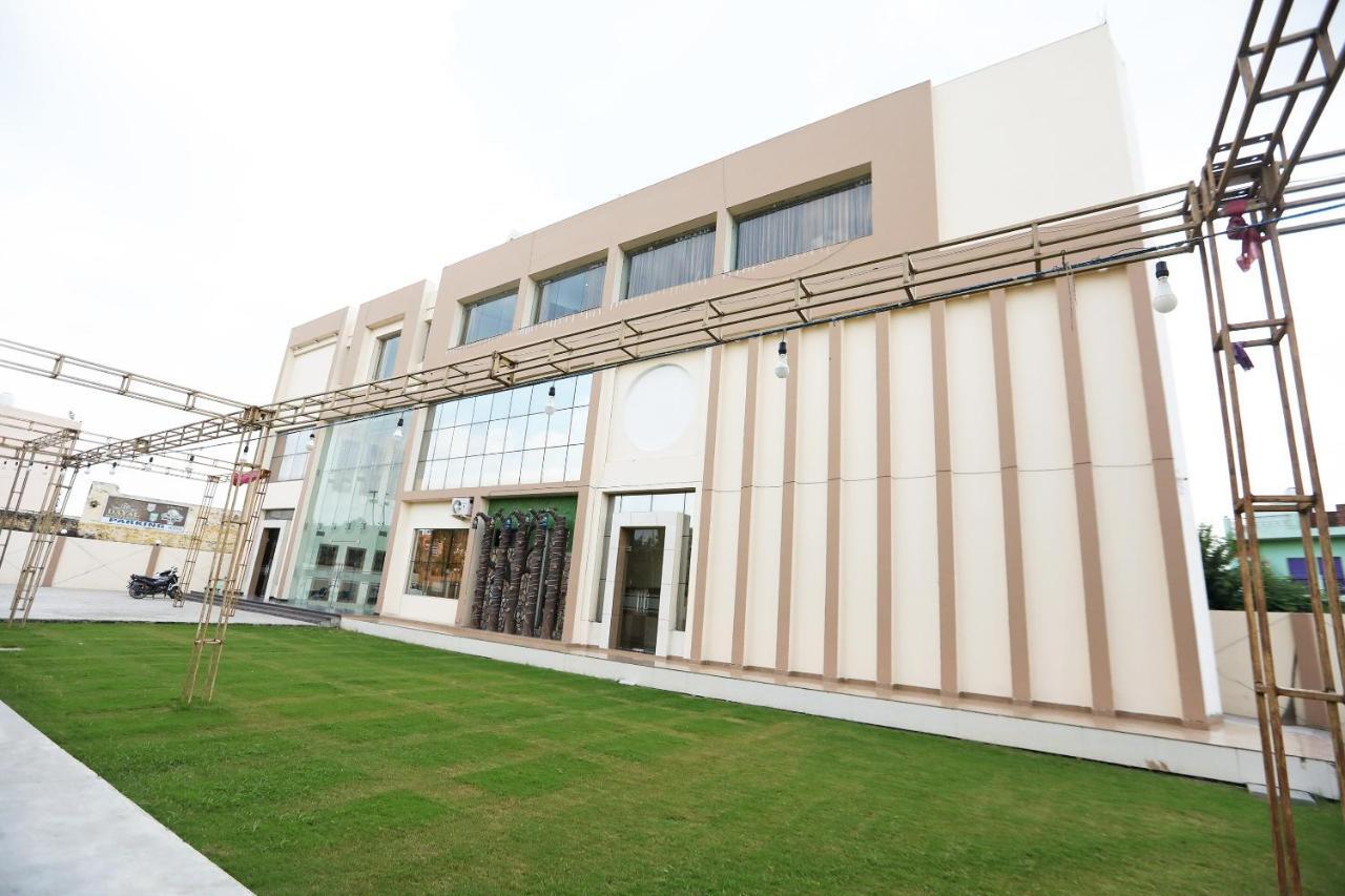Oyo 48501 Dayal Regency Hotel Hapur Exterior foto