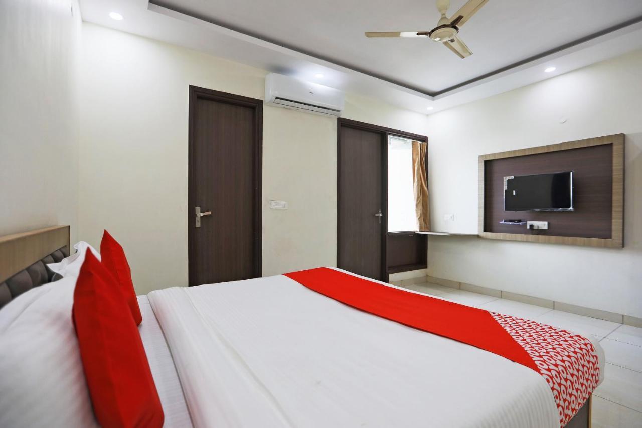 Oyo 48501 Dayal Regency Hotel Hapur Exterior foto