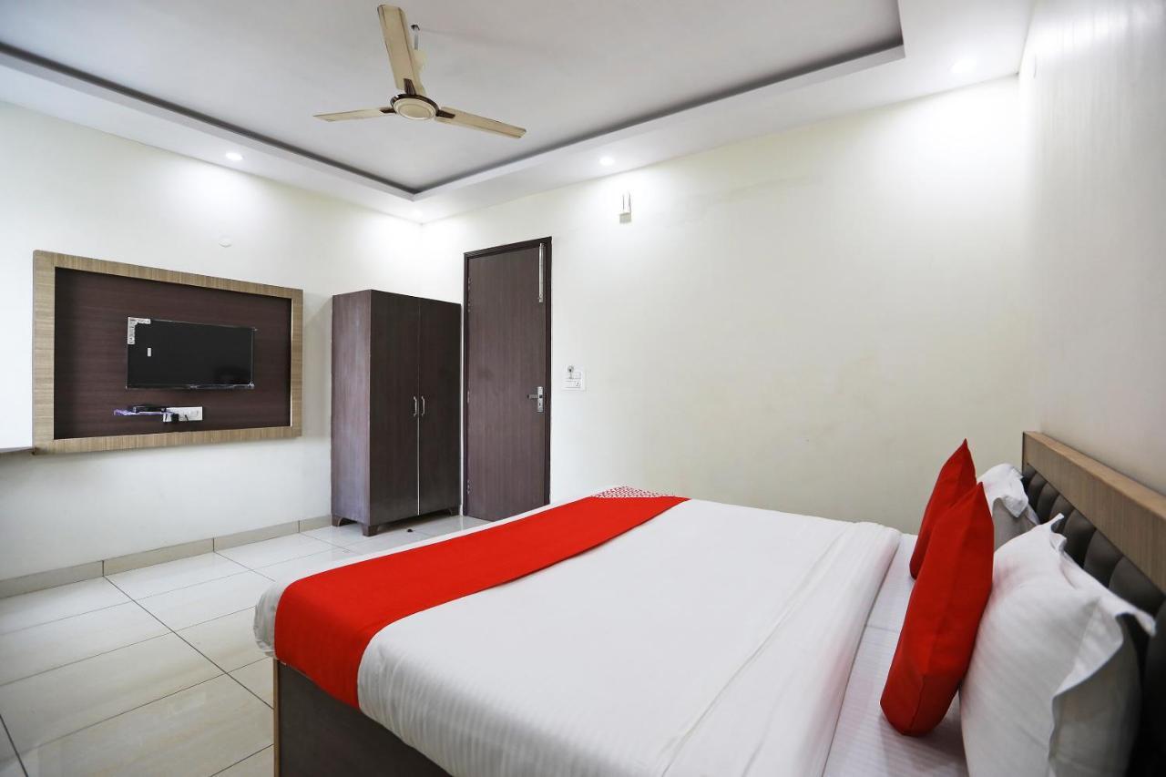 Oyo 48501 Dayal Regency Hotel Hapur Exterior foto
